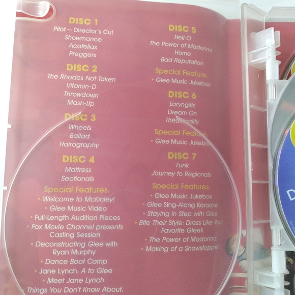 Glee Complete First Season 7-Disc DVD Box Set - Picture 15 of 16
